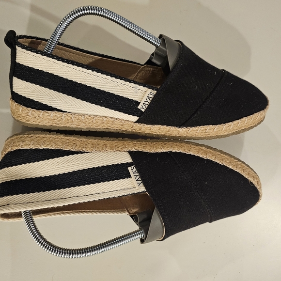 YaYa Womans SIze 9.5 Blue Striped Espadrille - Picture 3 of 9